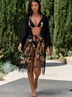B by Ted Baker Kimono à glands en viscose noir fleuri Koi|Femme Chapeaux, Gants Et Écharpes|Maillots De Bain