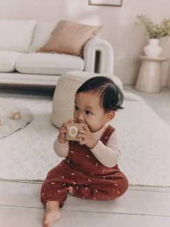 Best Next Cerise marron - Ensemble 2 pièces avec salopette matelassée et body bébé (0mois-3ans)