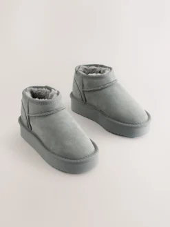Next - Flatform Mini Bottes Pull-On en daim doublées chaudes et déperlantes| Bottes