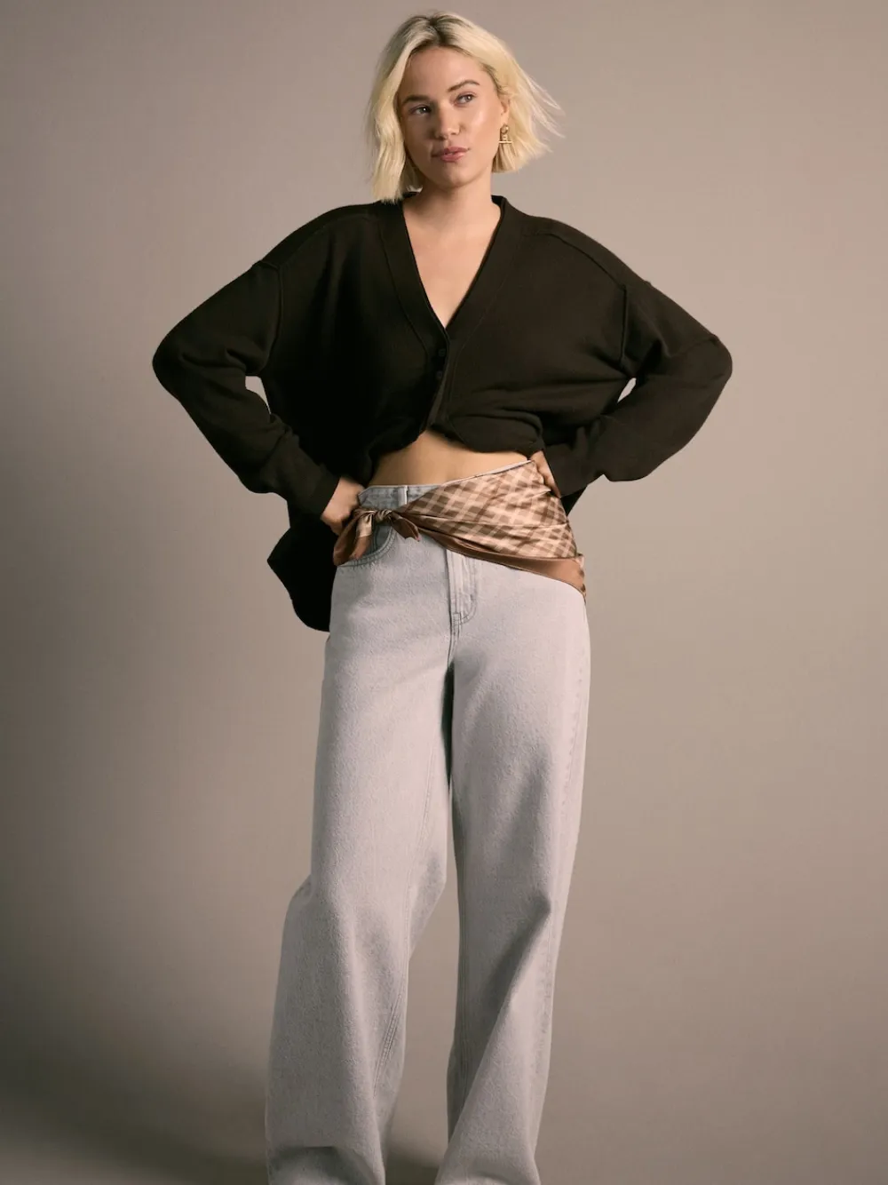 Next - Jean large Gris