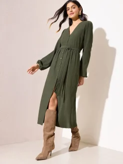 Clearance Friends Like These Vert kaki - Robe mi-longue texturée boutonnée à Manches longues Ceinturée